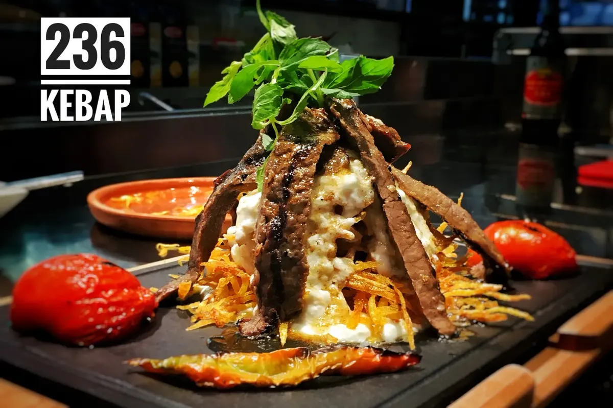 Taş tabakta kebap
